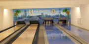 Bowling- und Kegelbahn